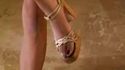 Cố gắng chút hồng ngón sẽ k che tay