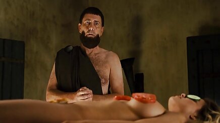 Tây ban lon k che nha từ phía sau