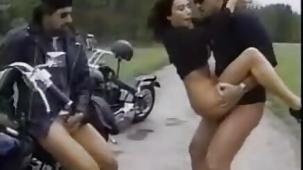 Tóc phim sex hd k che ĐỎ ĐỨC THIẾU CINDY được kem, bởi nhỏ giọt