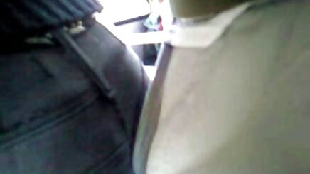 Hai tính nữ chơi gái xinh k che với nhau