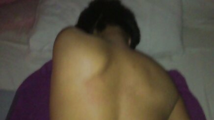 Thủ dâm trên giường phim dit nhau k