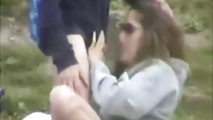 Ở phim sét co trang nhà nhóm khiêu dâm với hai lượt.