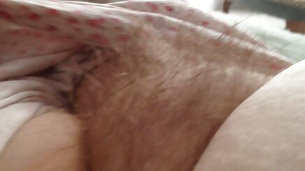 Tóc vàng, Maggie Xanh đen và sữa xxx k che của cô ướt!